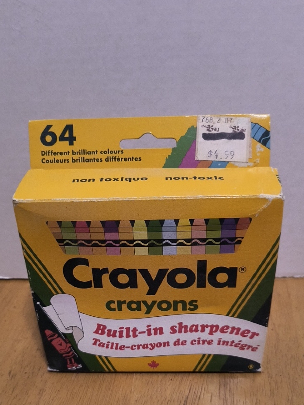 Vintage Crayola 64-Count Crayons B3
